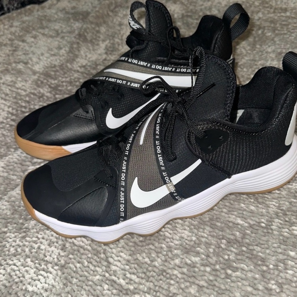 Nike Black and White Athletic Shoes